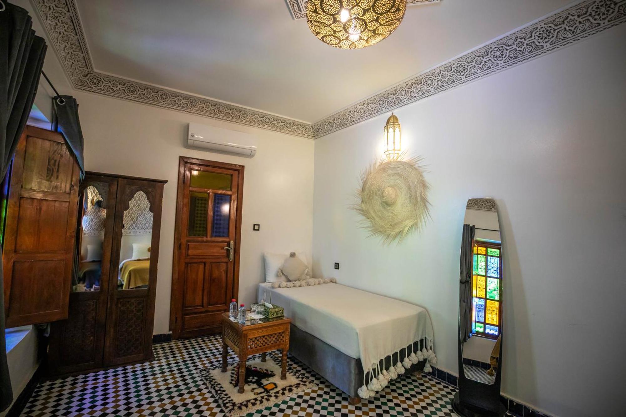 Hotel Dar Borj à Fès Extérieur photo